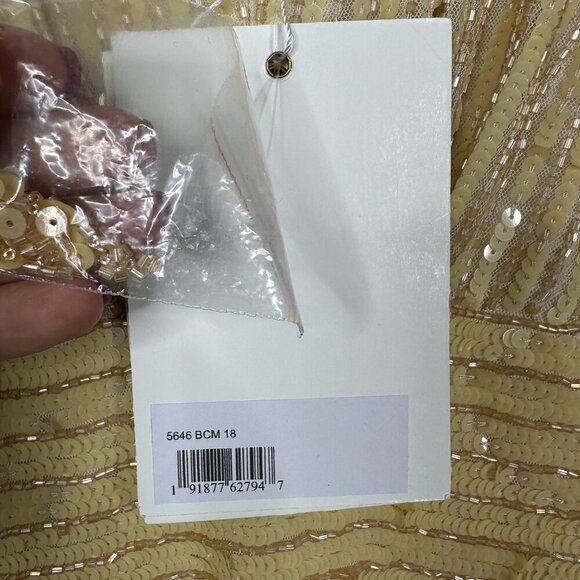 NWT Mac Duggal Embellished Flutter Cap Sleeve A Line Gown Buttercream 18 #8464 - Picture 5 of 7